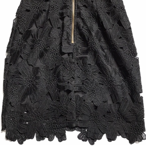ASTR The Label | Sleeveless Black Lace Overay Cocktail Dress | Size XS - Picture 9 of 11